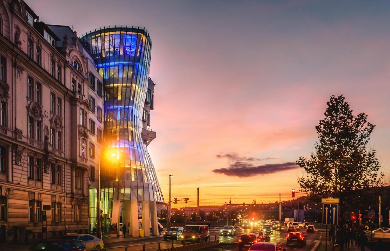 Dancing House - Tancici Dum Hotel Prague Exterior photo