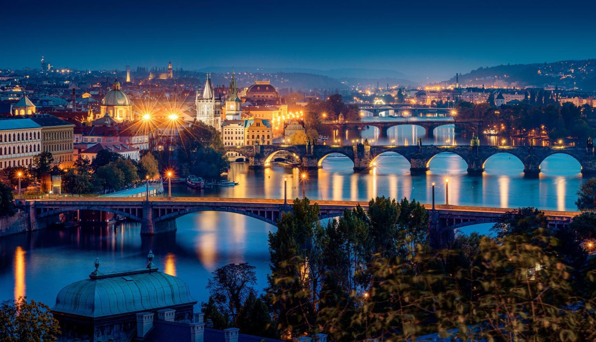 Dancing House - Tancici Dum Hotel Prague Exterior photo